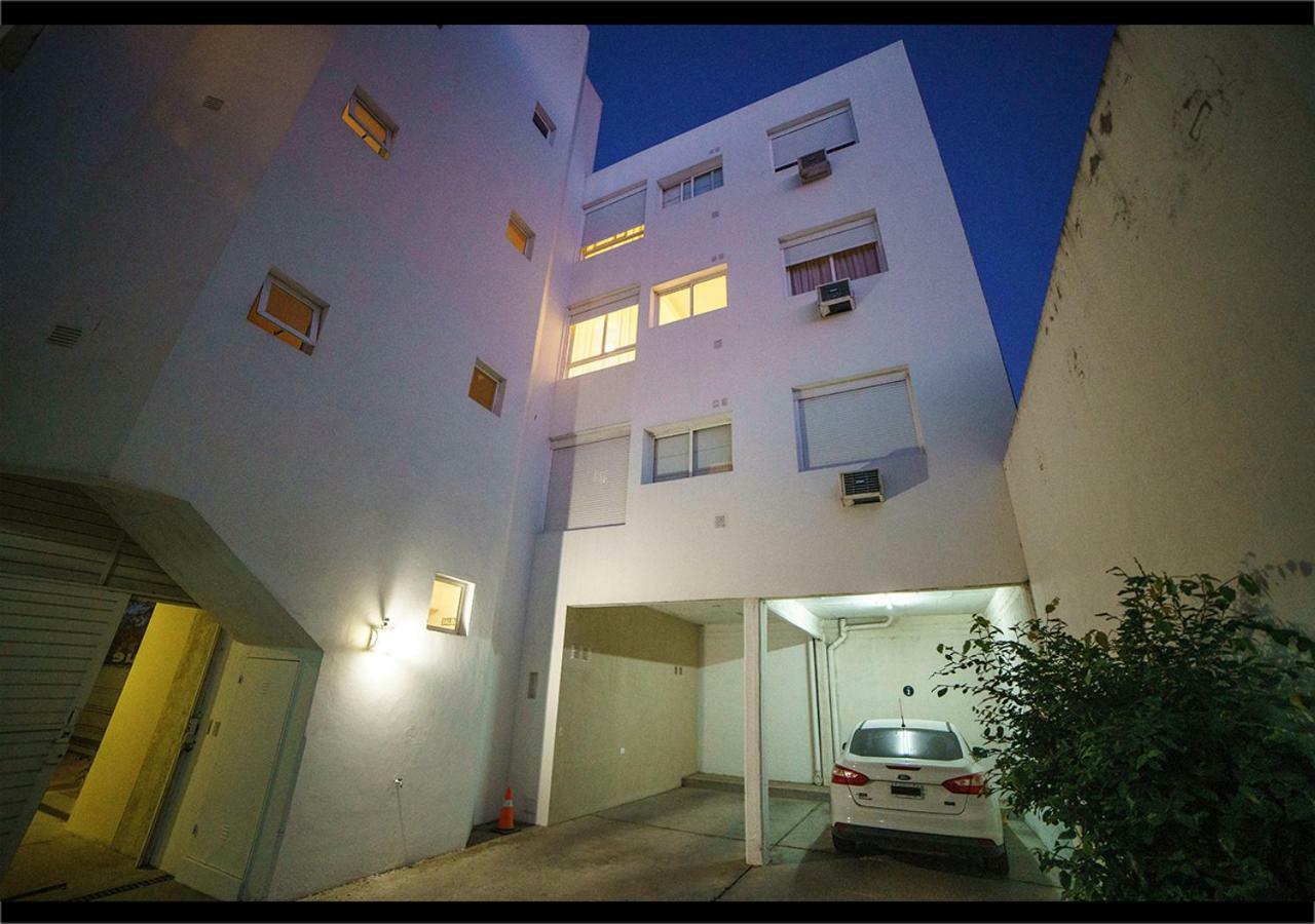 Martinique Apartamentos Bahia Blanca Bagian luar foto